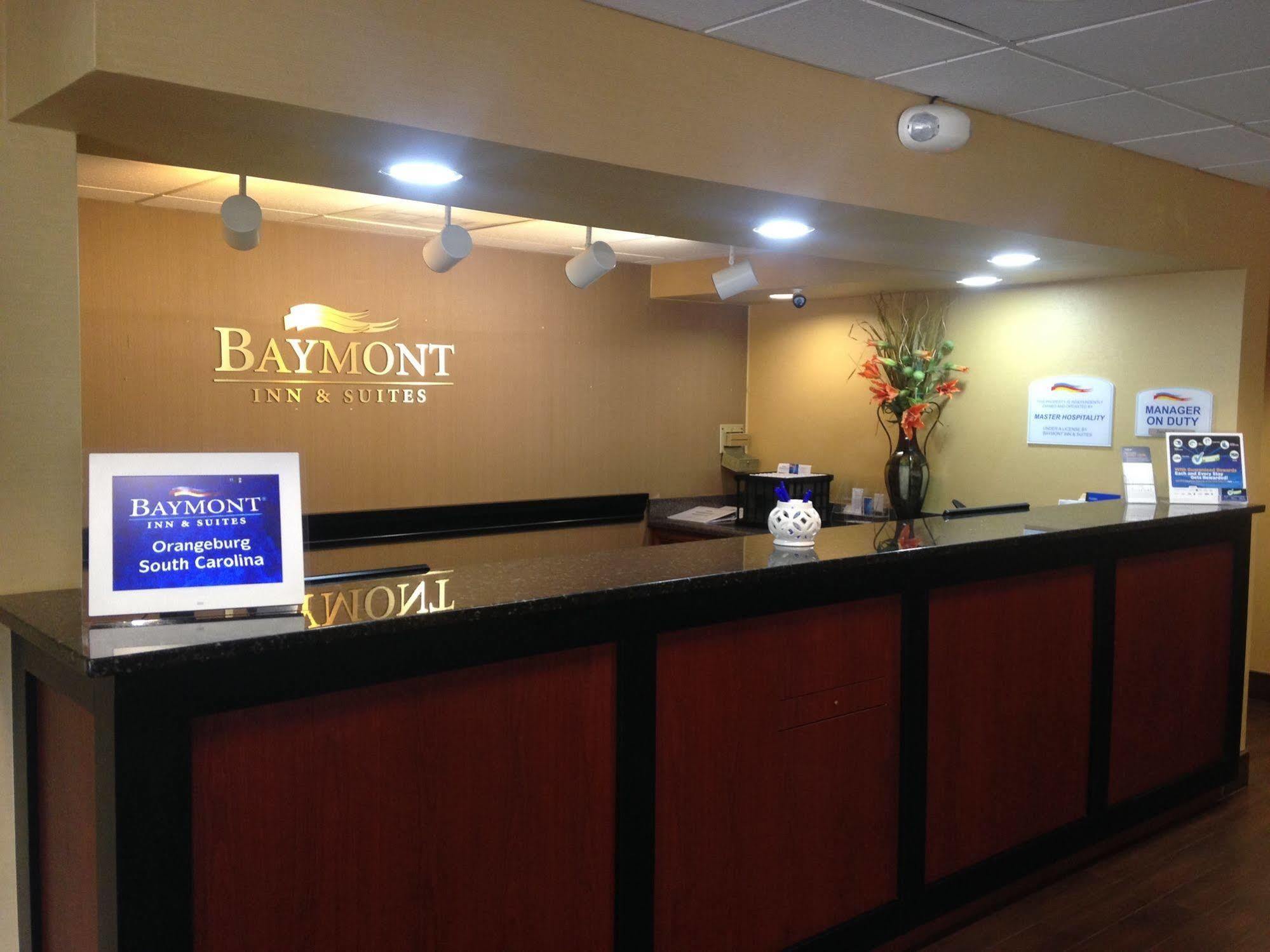 Baymont By Wyndham Orangeburg North Hotell Exteriör bild